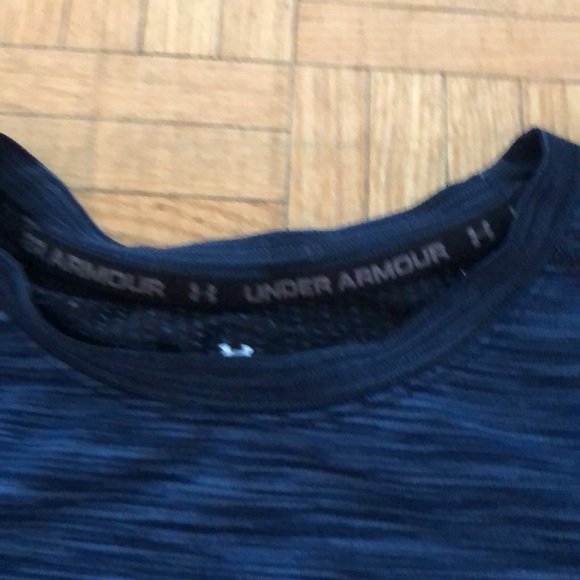 Under armour fitted heatgear - Picture 3 of 7